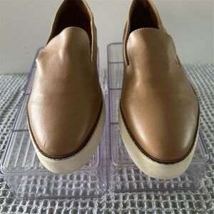 Nordstrom RackWomen's Leather Slip-On Sneakers Size 8.5 Casual Comfort Shoes‎